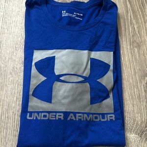Mens Under Armour shirt